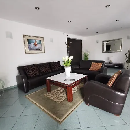 Zieliniec Poznań B&B-2