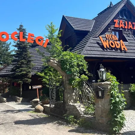 Zajazd Cicha Woda-2
