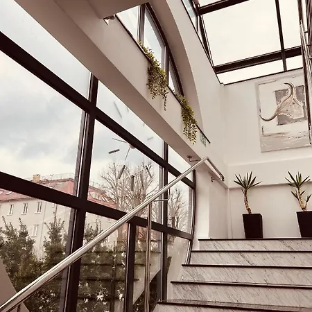 Royal House-3