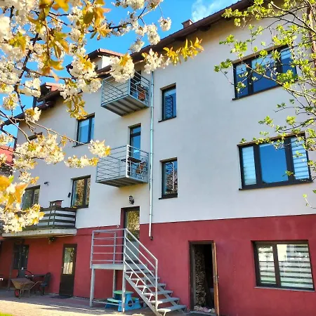 Pokoje I Apartamenty Mak-2