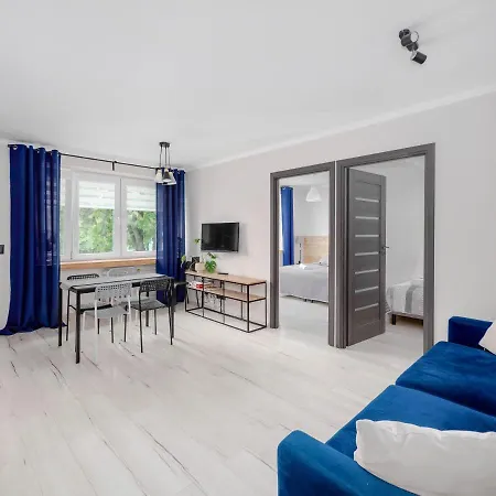 Vistula Grand Two-Bedroom Apartment Ul Okrzei-3