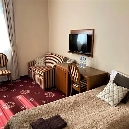 Hotel President-3