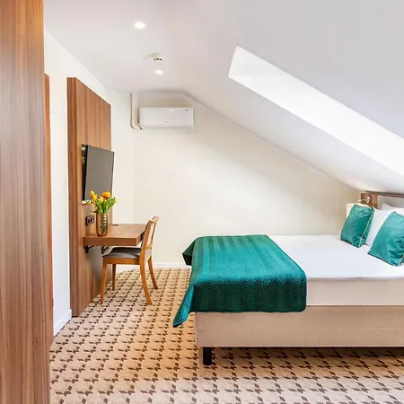 Hotel Verde Montana Wellness & Spa-2