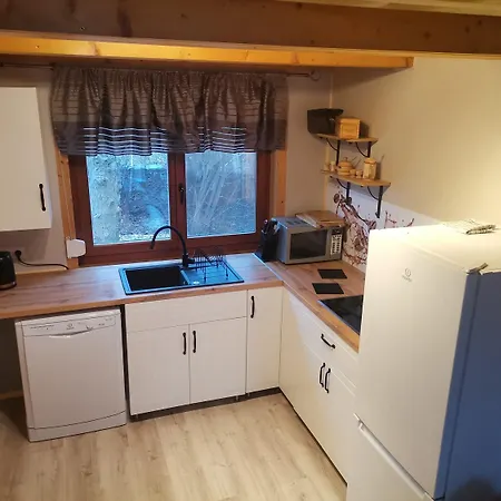 Dziki zakątek Piskornia dom z podgrzewanym basenem, sauną,balią,jacuzzi-3