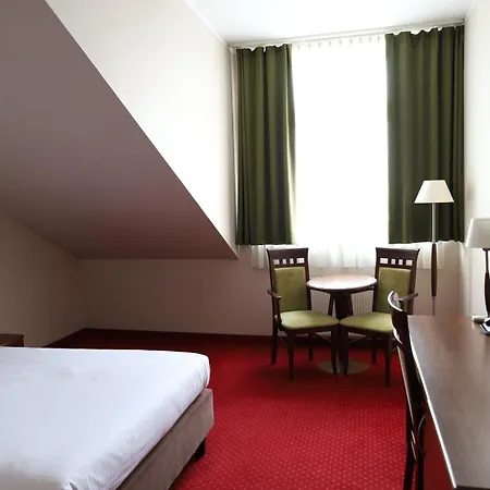 Grand Royal Hotel-2