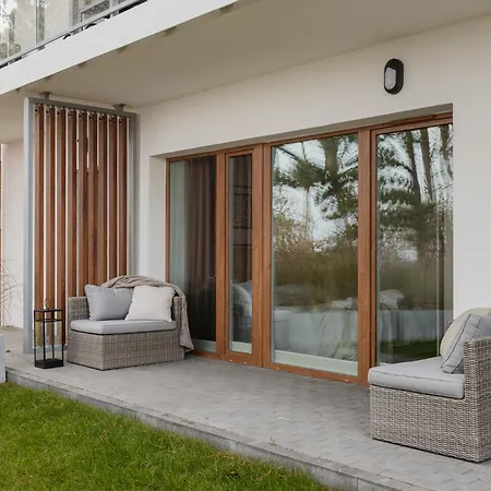 Let'S Sea - 2 Bedroom - Premium Baltic Apartment With Front Sea View Garden And Spa Access-2