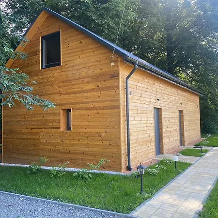 Apartamenty Domek Na Roztoczu-3