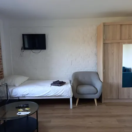 Leon'S Rooms-2