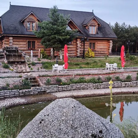 Restauracja Chata Góralska i Pokoje Gościnne.-2