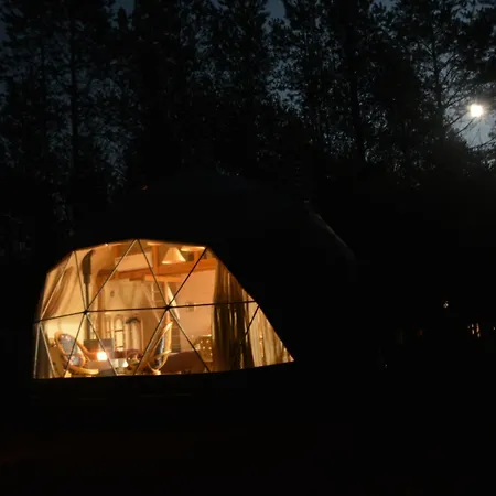 Glamping Drzwi Do Lasu-3