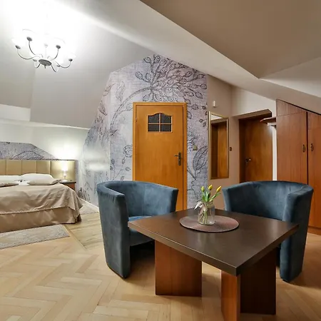 Hotel Wiosna-2