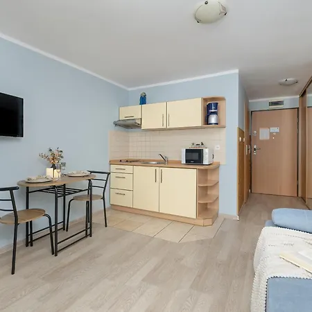 Apartamenty Przy Promenadzie By Noclegi Renters-3