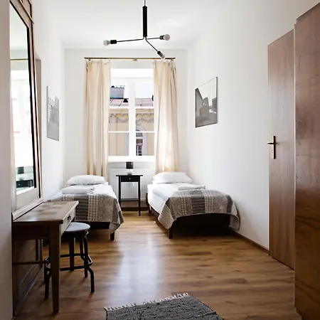 Apartamenty Folk Krakowskie Przedmiescie-2