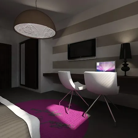 Hotel Symfonia Osjakow-3