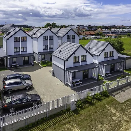 Frajda Domki - Apartamenty 6-Osobowe - Salon I Dwie Sypialnie Oraz Studia 4-Osobowe - Pokoj Z Aneksem Kuchennym-3