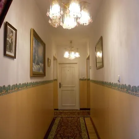 Hotel Karolina-2