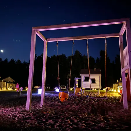 Lumi Resort Domki letniskowe z podgrzewanym basenem-3