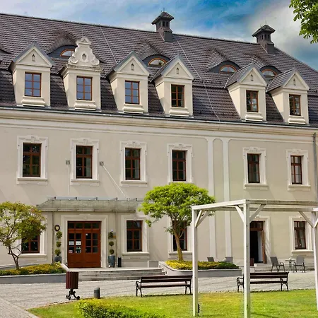 Hotel Zamek Lubliniec-3