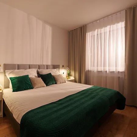 Hotel 500 W Strykowie-3