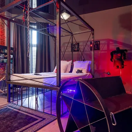 Bdsm Apart Grey By Bast Manufaktura Centrum Miasta Legionow 18 , Idelny Na Prezent, Parking Na Terenie , Tylko Dla Doroslych Adults Only-3