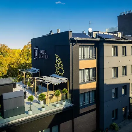 Hotel Lantier - Basen & Gabinet Spa-3