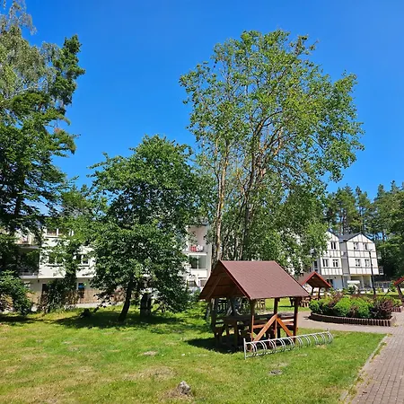 Apartament 10B Niebieskie Apartamenty z basenem krytym, odkrytym, salą zabaw, animacjami-2