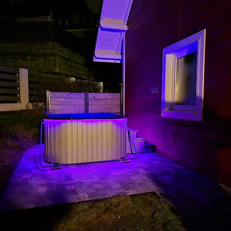 Domki i Apartamenty Cicha Dolina z jacuzzi-2