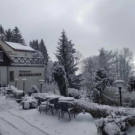 Pensjonat Magdalena - w cichym i spokojnym miejscu - zwierzęta akceptowane, bezpłatny parking-2