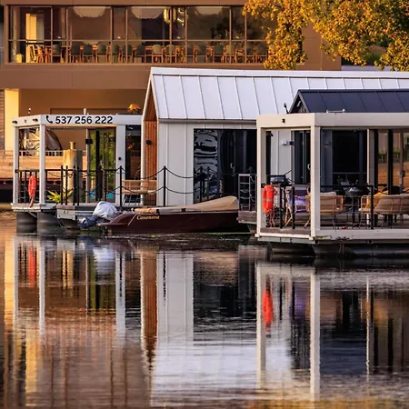 Domy Na Wodzie La Mare Houseboats Bydgoszcz-3