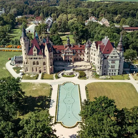 Moszna Zamek-2