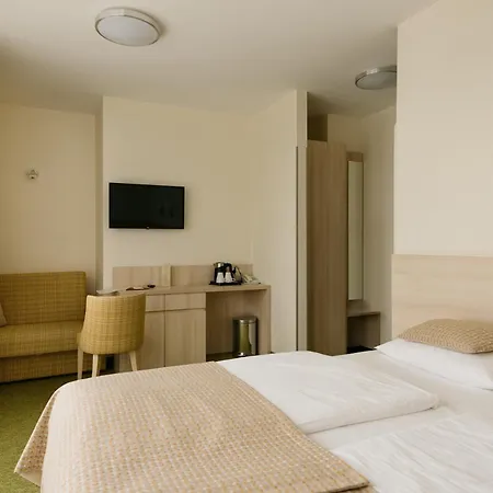 Hotel Willa Odkrywców-2