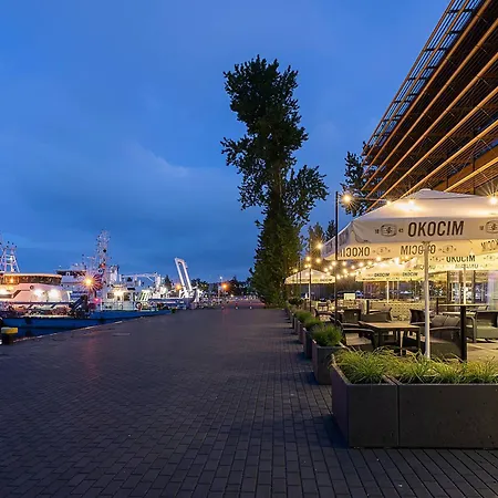 Courtyard By Marriott Gdynia Waterfront-2