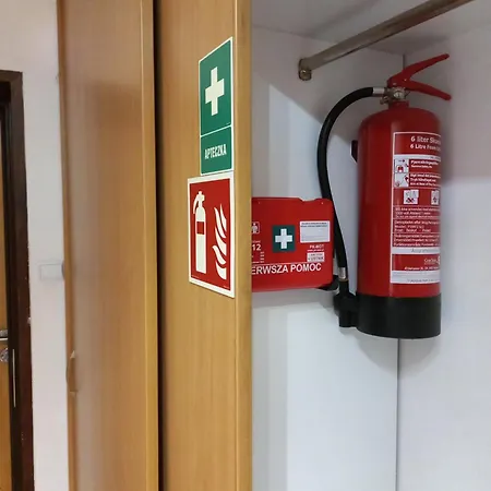 Tanie spanie na Grunwaldzkiej - ZAMELDOWANIE BEZOBSŁUGOWE--3
