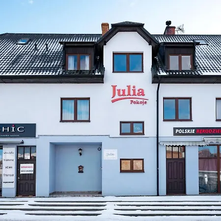 Julia-3