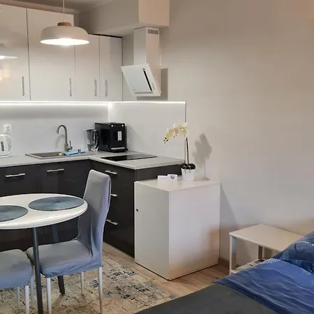 Apartament Wyszyńskiego 10-2