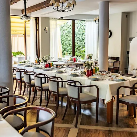 Restauracja Hotel VIP-2