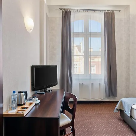 Hotel Diament Economy Gliwice-3