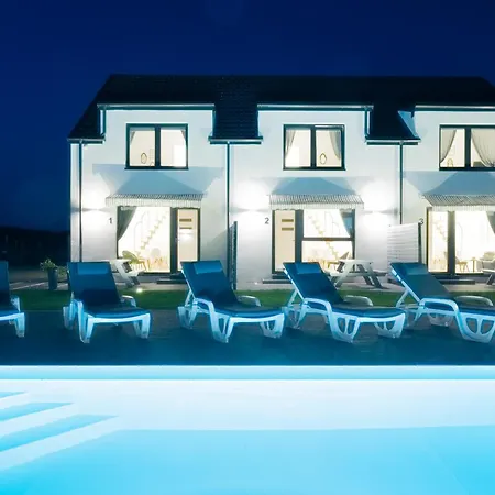 Cichy Domek - Podgrzewany Basen, Jacuzzi, Plac Zabaw - Karwia - Spokój i Rodzinny Wypoczynek-3