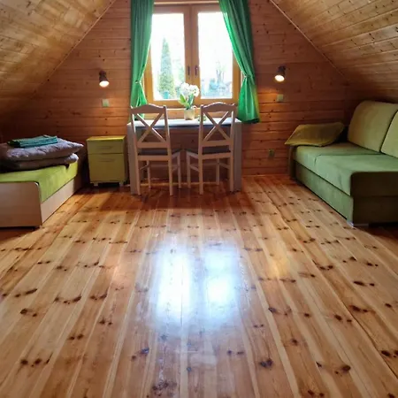 Domki pod lasem blisko morza-3