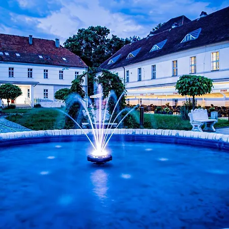 Hotel Nysa-3
