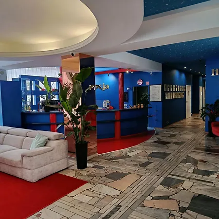 Hotel Konin-3