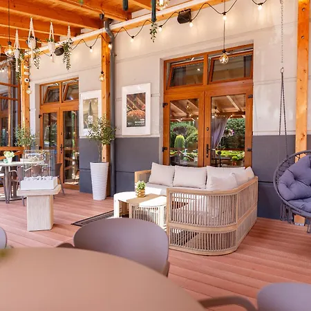Hotel Verde Montana Wellness & Spa-2