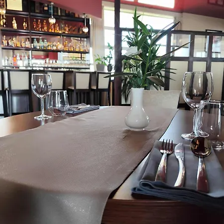 Aviator Hotel Restauracja & Spa-2