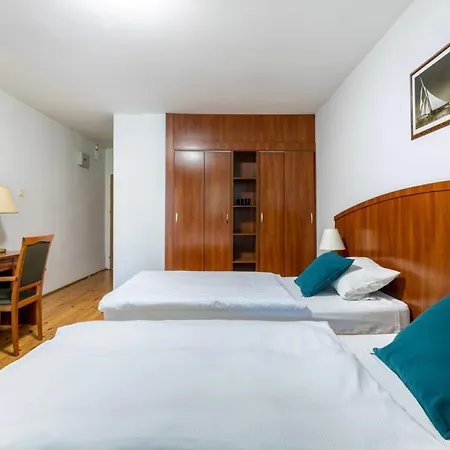 Hotel Camping Malta-2