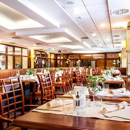 Qubus Hotel Legnica-2
