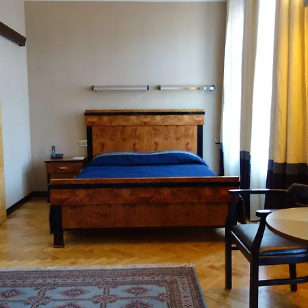 Hotel Monopol-3