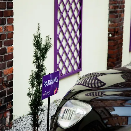 Blooms Boutique Hostel By Friendly Apartments-2