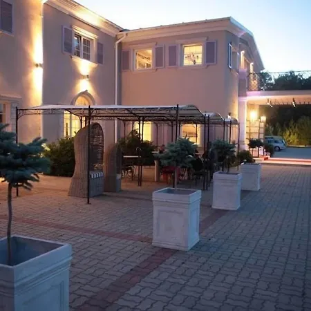 Riviera Resort Airport Modlin-3