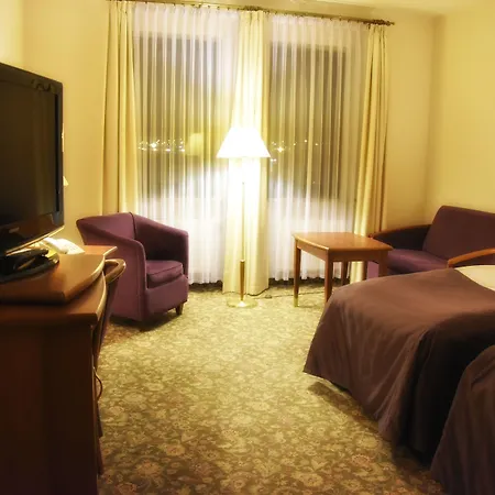 Hotel Amaryllis-3