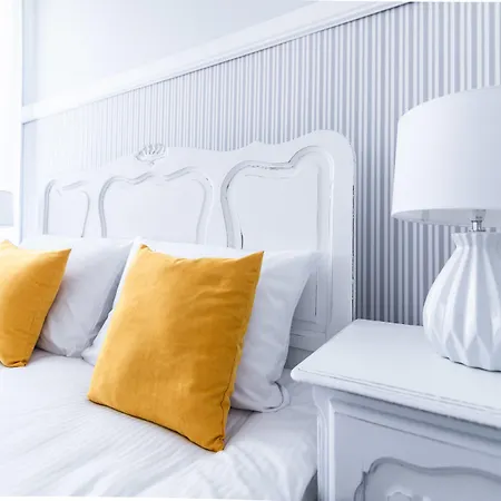 Premium - Bed & Breakfast-2